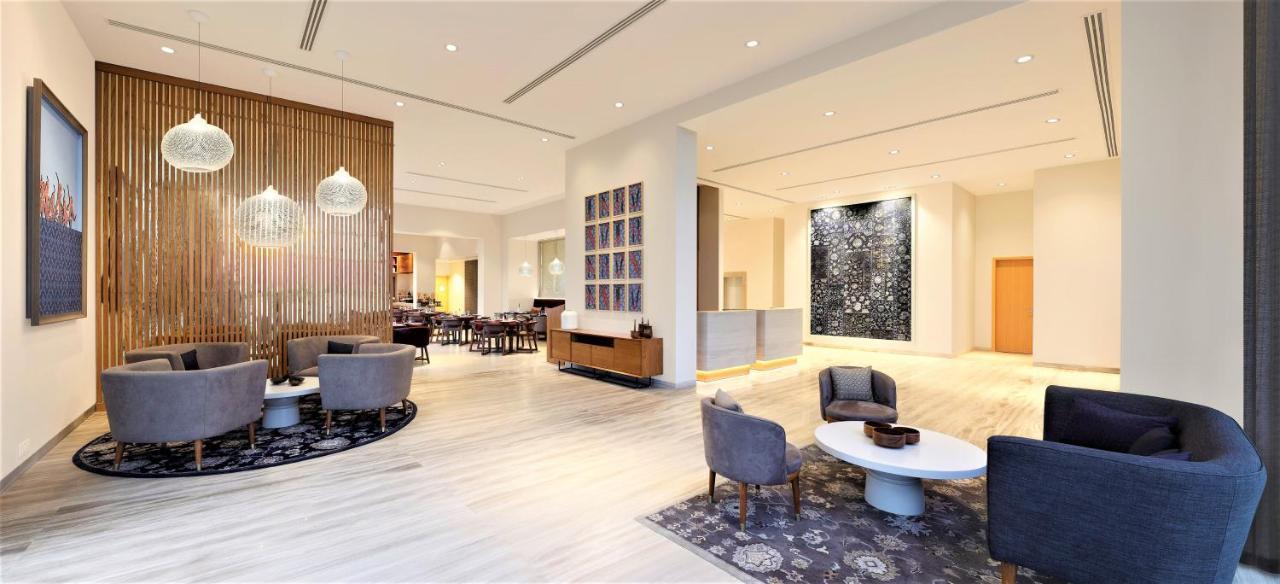 Ginger Dwarka Hotel Bagian luar foto